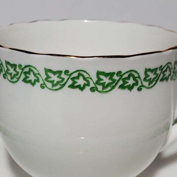 English Castle Teacup and Saucer Green Leaves Vintage - Picture 3 of 11